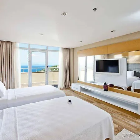 リゾート Hilton Bodrum Turkbuku & 5*