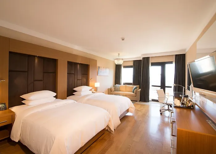 Курортный комплекс Hilton Bodrum Turkbuku &