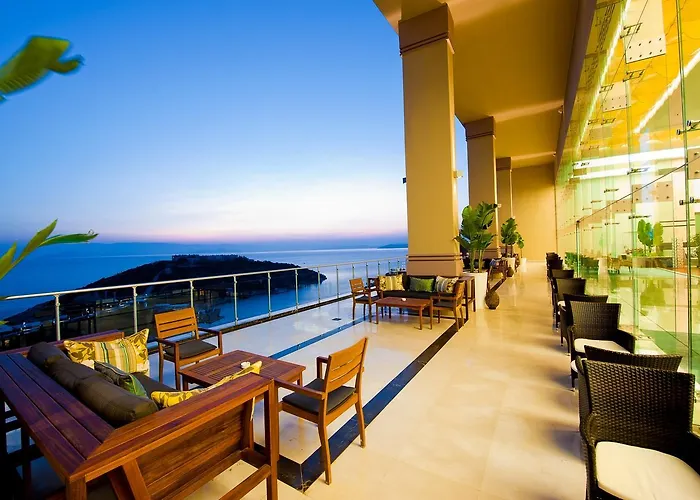 Hilton Bodrum Turkbuku & Курортный комплекс 5*