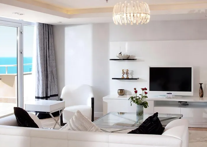 Hilton Bodrum Turkbuku & Гёльтюрбюку