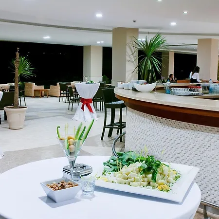 Hilton Bodrum Turkbuku & Θέρετρο 5*