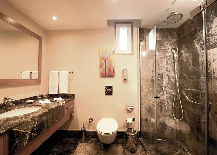 Hilton Bodrum Turkbuku & ゴルトゥルブク